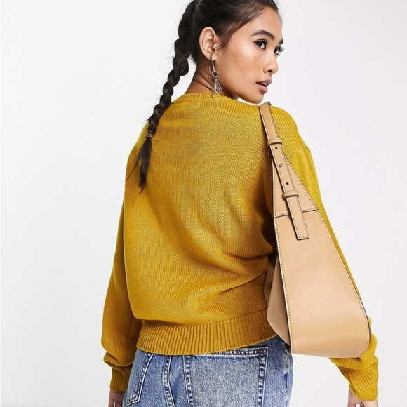 Vila sweater with floral knit detail in mustard used lightly L - Picture 3 of 7